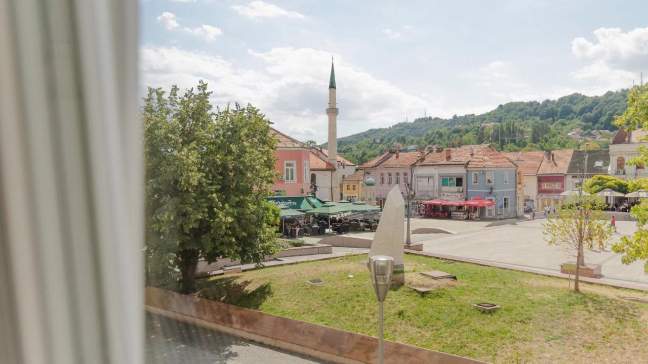 Fontana Apartmani Free Parking Tuzla Exterior photo